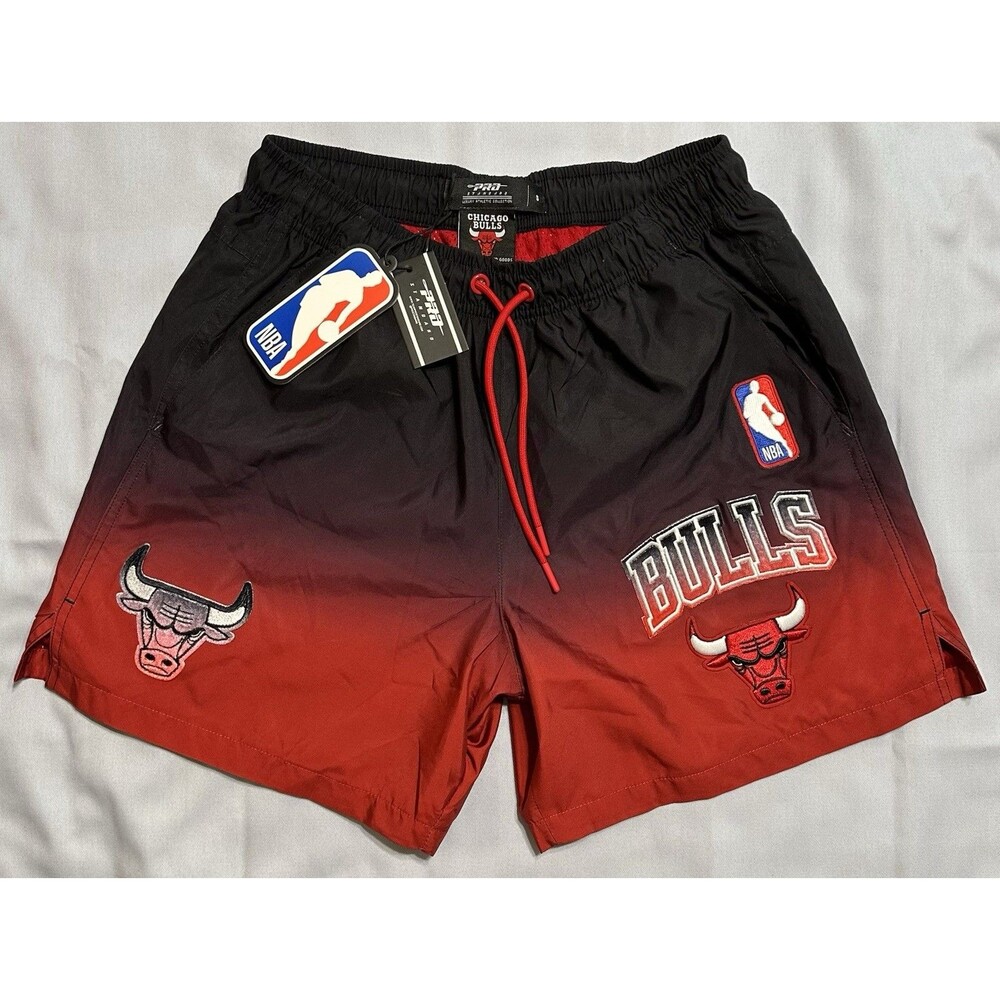 NWT Pro Standard NBA Chicago Bulls Black Red Ombre Men's Small Shorts